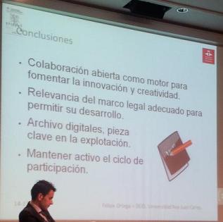 La imagen recorta la cabeza de Martín Álvarez contra la diapositiva