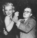 Marilyn y Capote bailando