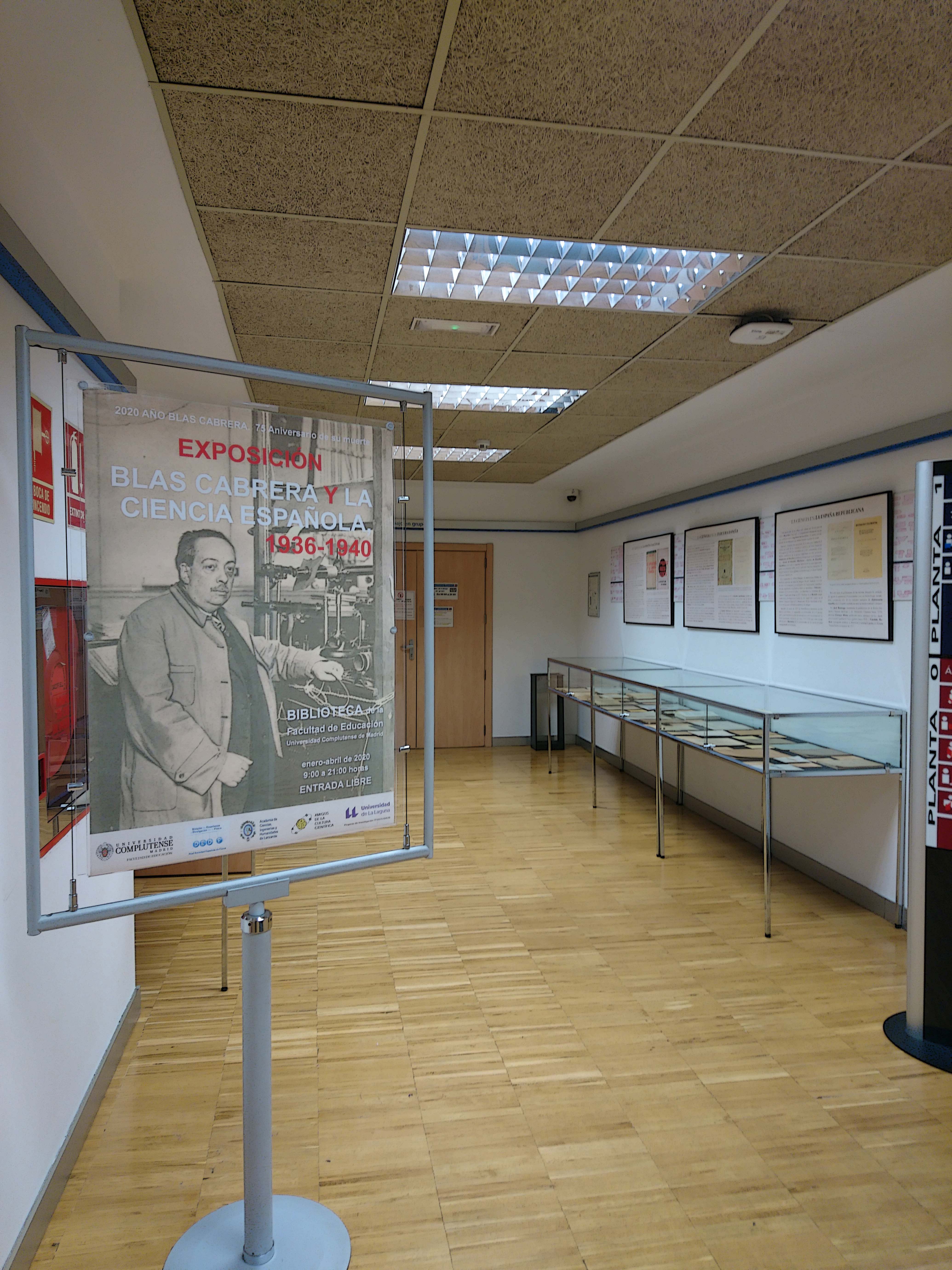 Sala de exposiciones de la Biblioteca de la Facultad de Educación. Universidad Complutense de Madrid