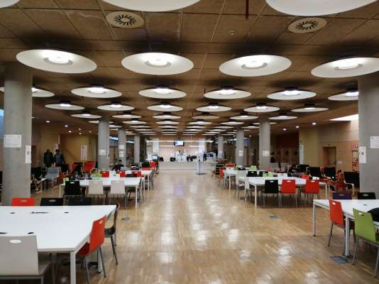 Dos nuevas exposiciones en la Biblioteca María Zambrano, una dedicada al lingüista Julio Casares, y otra organizada por Amnistía Internacional