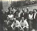 Redacción de Radio España Independiente en 1964. En el centro Santiago Carrillo junto a Ramón Mendezona, aparecen también Jordi Solé Tura, Hidalgo de Cisneros, Josefina López, etc.