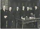 Acto oficial presidido  por el rector León Cardenal y Pujals