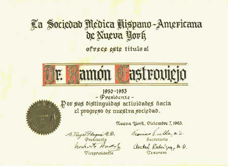 La sociedad médica Hispano-americana de Nueva York concede un diploma por su labor investigadora (7/12/1963)